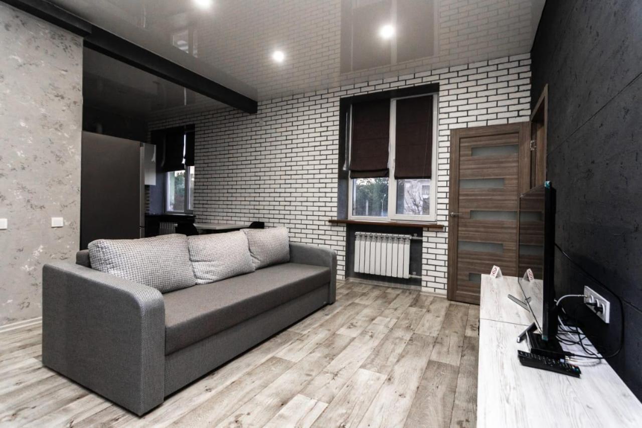 Loft Apartment On Svobody Kamjanske Exterior foto