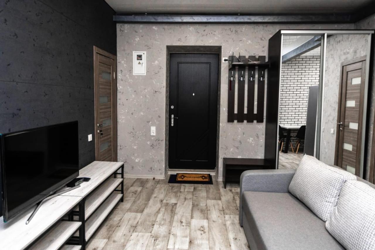 Loft Apartment On Svobody Kamjanske Exterior foto